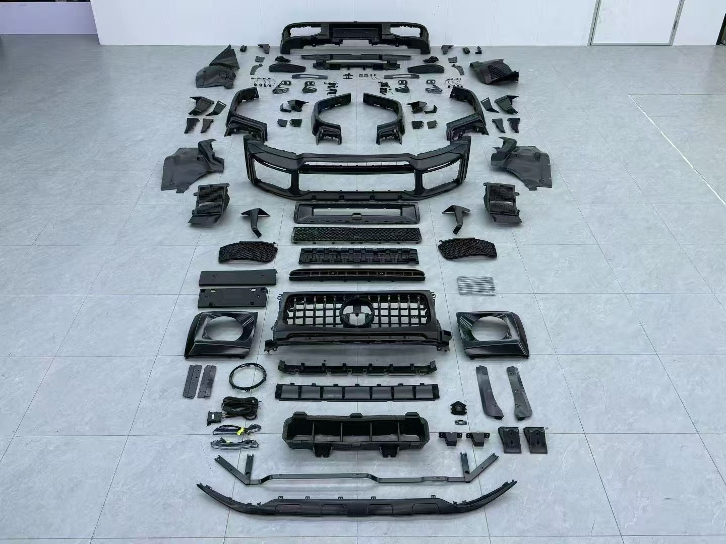 Aftermarket Body Kit Compatible with 2019-2024 Mercedes-Benz G-Class G63 AMG and Tank(Chinese Brand) [NOT OEM PART]